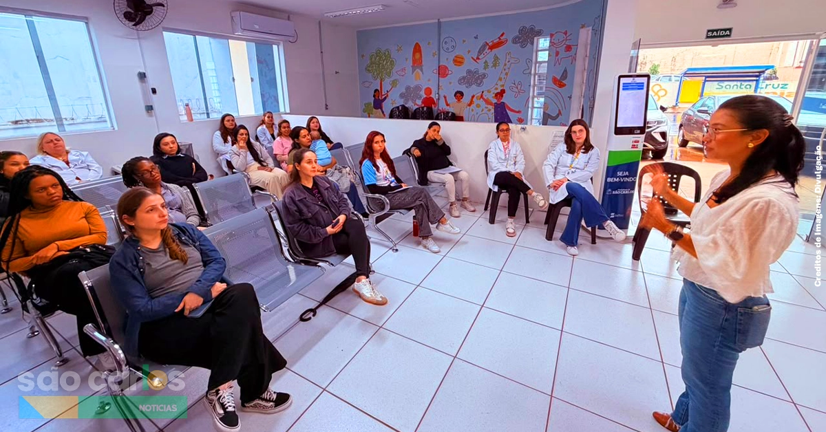 Aleitamento materno São Carlos 2026: Saúde realiza palestra